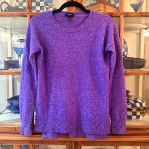 Aqua Cashmere Purple Crewneck Sweater 100% Cashmere Size M